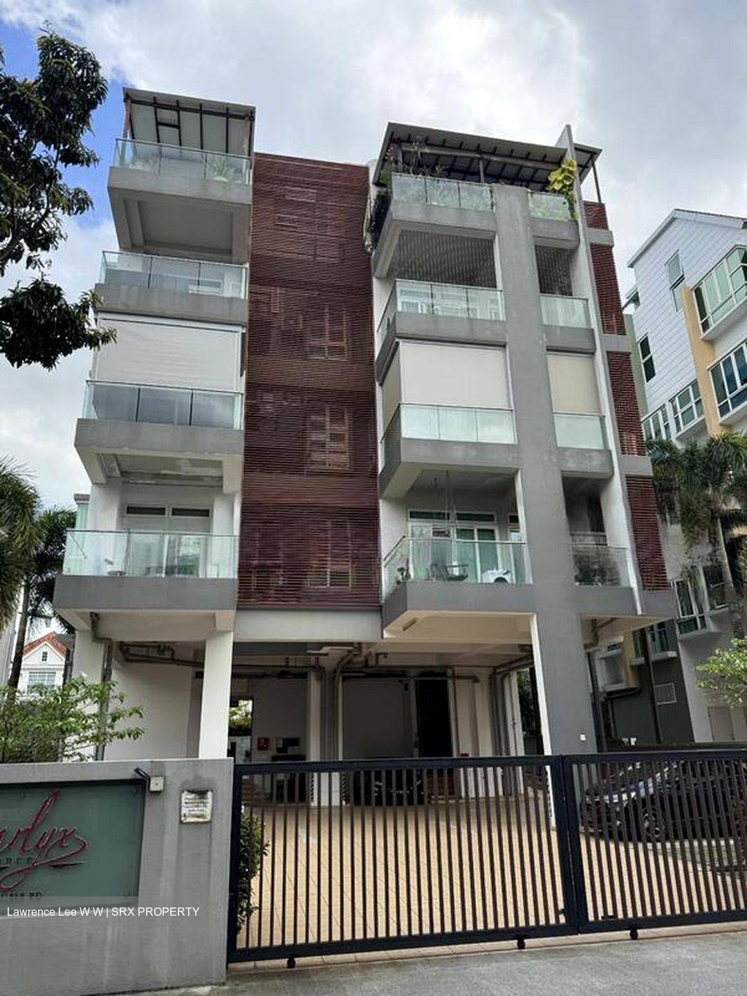 Carlyx Residence (D8), Apartment #519979151